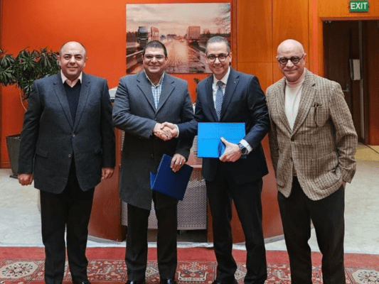 همکاری مکس‌امید و شرکت سهامی شیشه قزوین